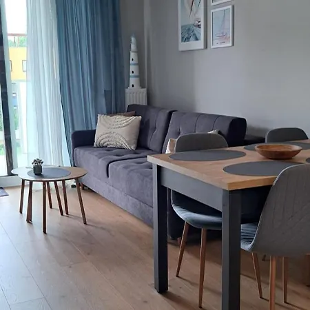 Apartment Kollataja7a220 *